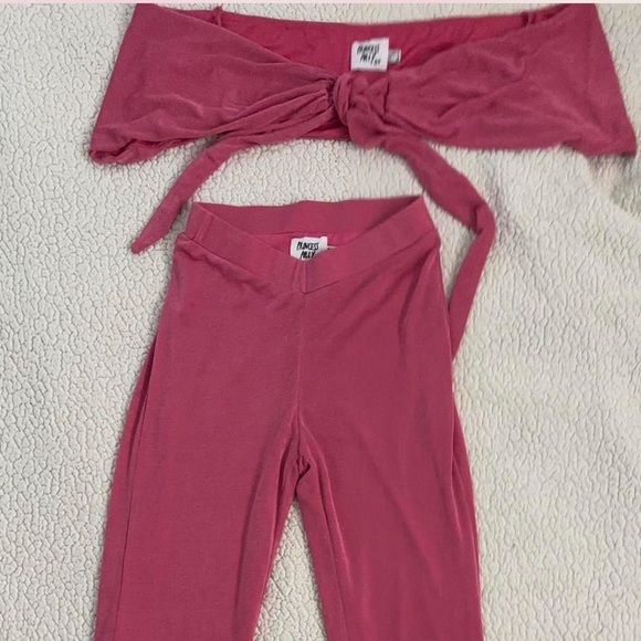 Princess Polly pink tie-up crop top and high waisted flare pants set - US size 6 - Picture 2 of 5